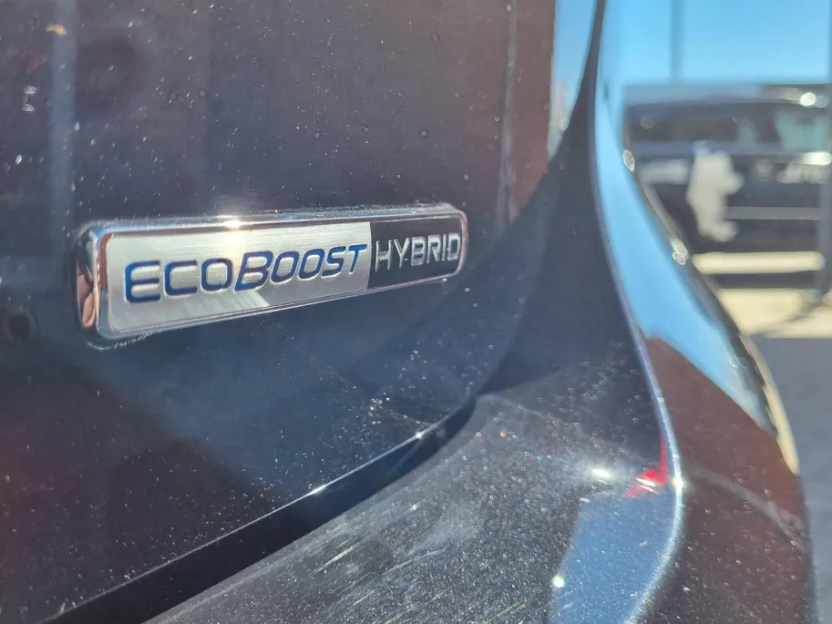 Ford Fiesta 1.0 EcoBoost Hybrid Titanium Apple Carplay/ Android Auto - Winter Pack -Climate Control
