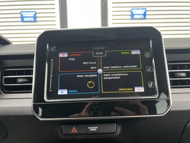 Suzuki Ignis 1.2 Smart Hybrid Select Automaat | Trekhaak | All Season Banden | Airco | 16' LM Velgen | Apple Carplay & Android Auto