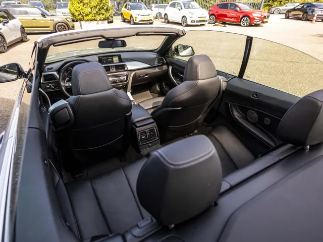 BMW 4 Serie Cabrio 440i High Executive | Head Up Display | Apple Carplay