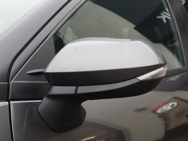 Toyota Yaris Cross 1.5 Hybrid Dynamic Trekhaak | Stoel en stuurverwarming | Parkeersensoren