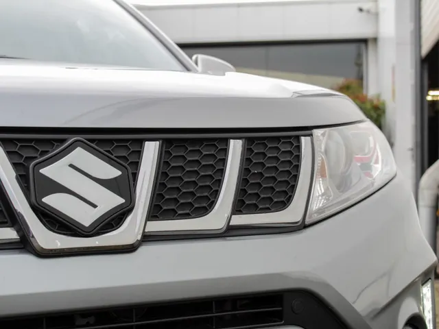 Suzuki Vitara 1.4 S | Navi | Adap. Cruise | Camera | Lm-Velgen | Trekhaak