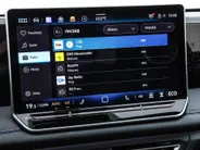 Volkswagen Tiguan 1.5 272pk DSG eHybrid R-Line Edition · Panoramadak · 360 Camera · Wegklapbare Trekhaak · Massage · Dodehoek Detectie · 19'' Inch · Garantie t/m 27-10-2029 of 100.000km