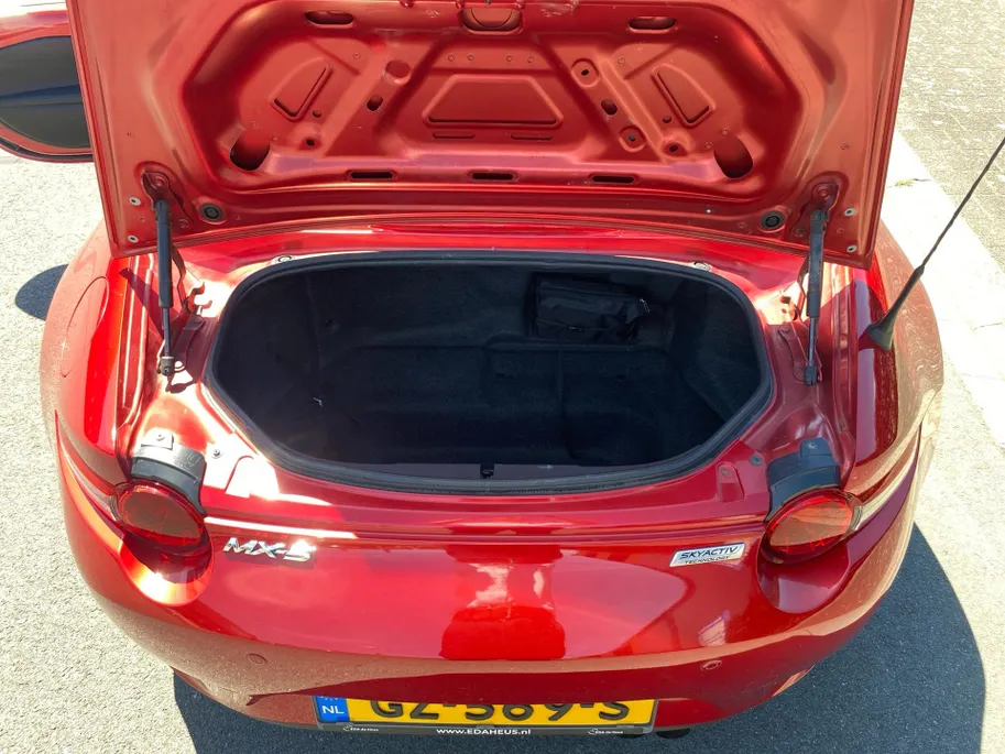 Mazda MX-5 2.0 SkyActiv-G 160 GT-M | Bose | Navigatie | Parkeersensoren | Leder | Stoelverwarming | Stuurbediening | Cruise Control | 12 Maanden Bovag Garantie