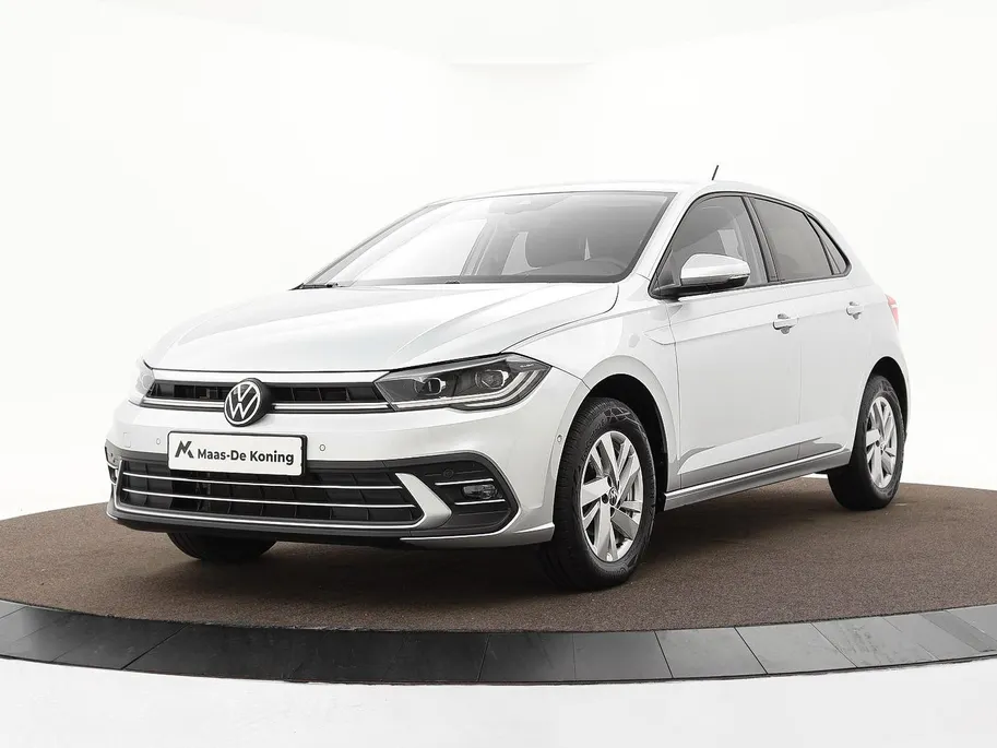 Volkswagen Polo 1.0 TSI 95pk DSG Style · Camera · Apple/Android Car Play · Navigatie · P-Sensoren · Climatronic · Stoelverwarming · 15'' Inch ·