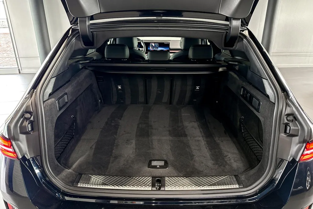 BMW 5 Serie Touring 530e M Sport Edition