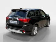 Mitsubishi Outlander 2.4 PHEV Intense Apple Carplay/Android Auto , electronic climate controle , leder , stoelverwarming , lm velgen , cruise , trekhaak .