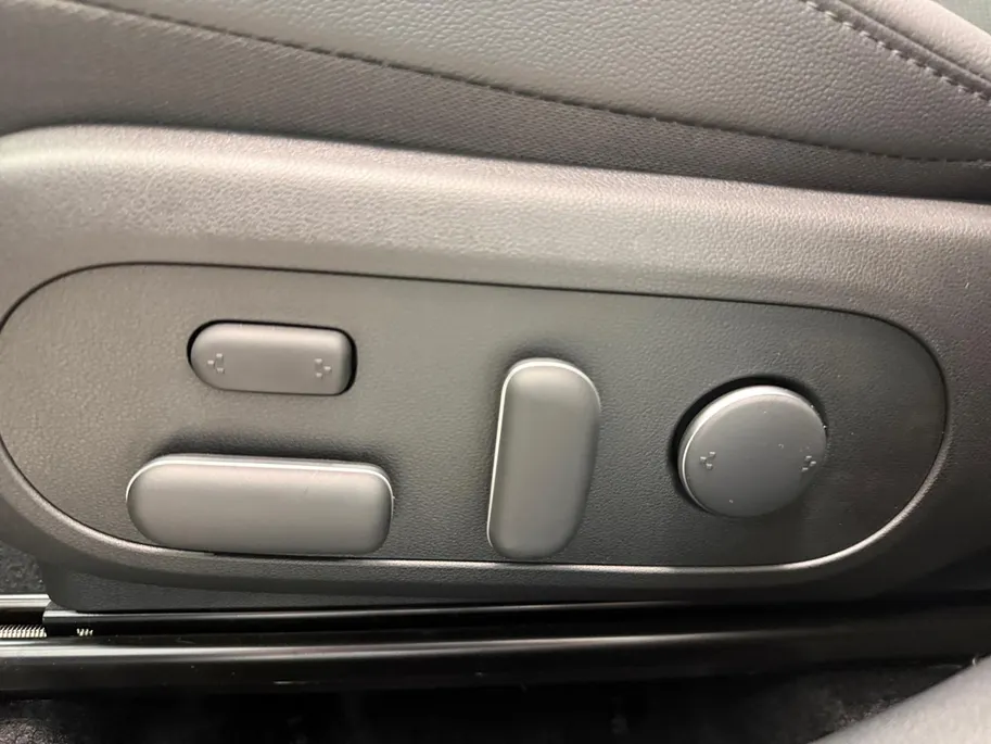 Hyundai Kona 1.6 HYBRID | PREMIUM SKY | OPEN DAK | MIRAGE GREEN |