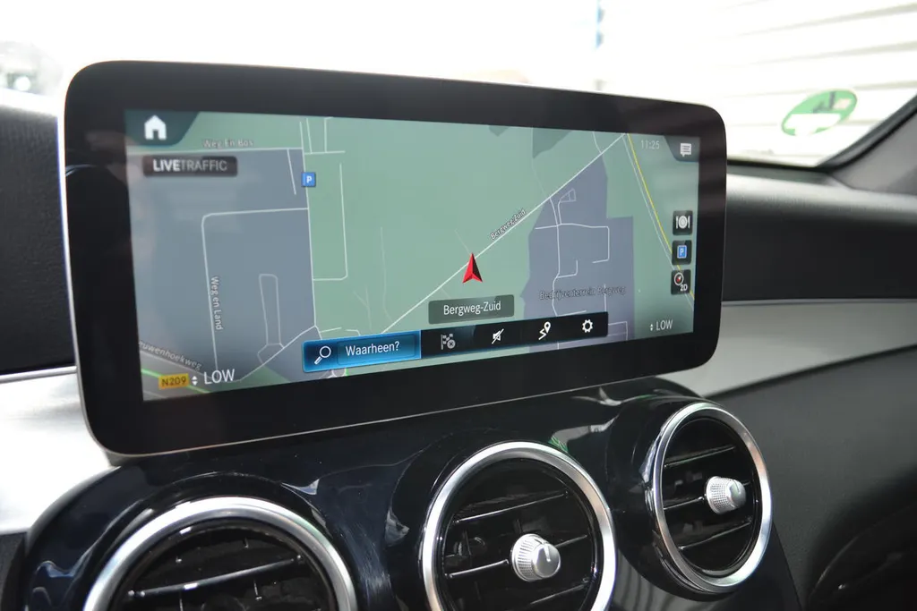 Mercedes-Benz GLC 300E AMG LINE 4MATIC|BURMESTER|NAVI|TREKHAAK