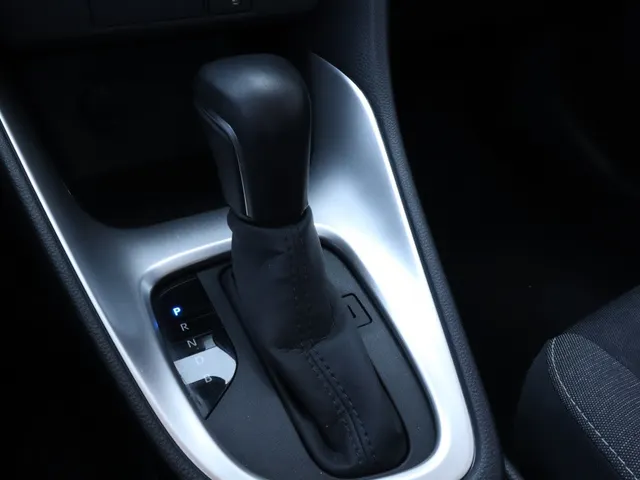 Toyota Yaris 1.5 Hybrid Active | Camera | Apple Carplay Android Auto (34000km