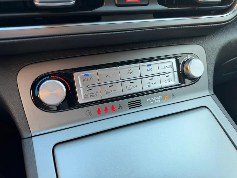 Hyundai Kona EV Comfort 64 kWh | Lichtmetalen velgen| Navigatie| Camera| Cruise Controle| Dealer onderhouden| Metalliclak