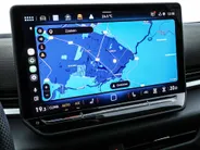 Volkswagen T-Roc R-Line First Edition 1.5 eTSI 150 PK 7 versn. DSG · Electrische achterklep · Achteruitrijcamera · Draadloze telefoonlader · Voorraad OUTLET · Prijs is inclusief inruilpremie ·