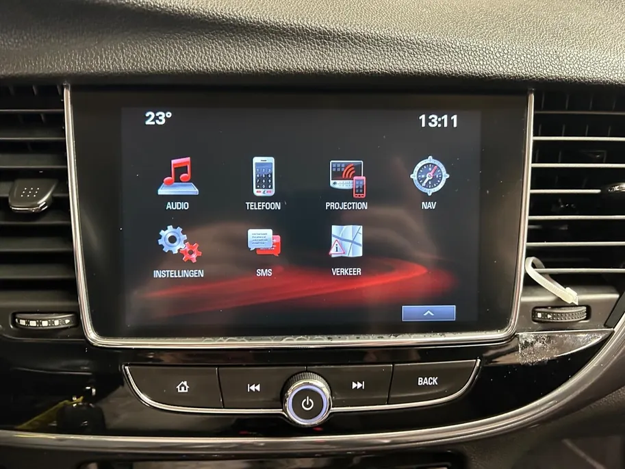 Opel Mokka X 1.4 Turbo 120 Jaar Edition | All-Seasonbanden | Apple Carplay / Android Auto | Parkeersensoren Voor + Achter | Camera Achter | Lichtsensor | Cruise Control | 17' Lichtmetalen Velgen