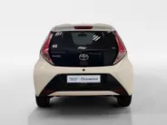 Toyota Aygo 1.0 X-JOY | NAVI | CAMERA | DEALERONDERHOUDEN |