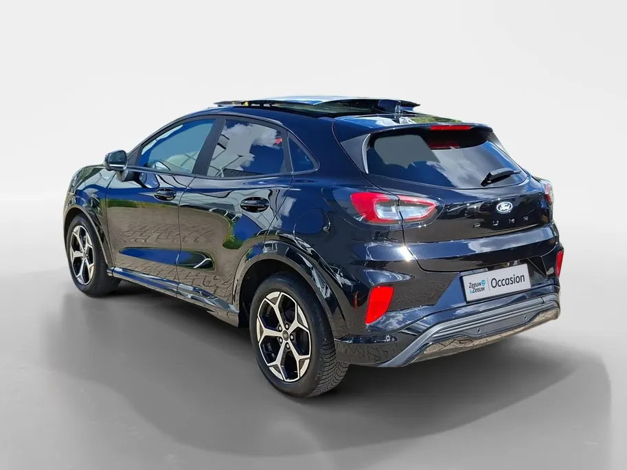 Ford Puma ST-Line | Stoel- stuur en voorruitverwarming | Trekhaak | Kantel / schuifdak | Adaptieve led koplampen | All weather banden