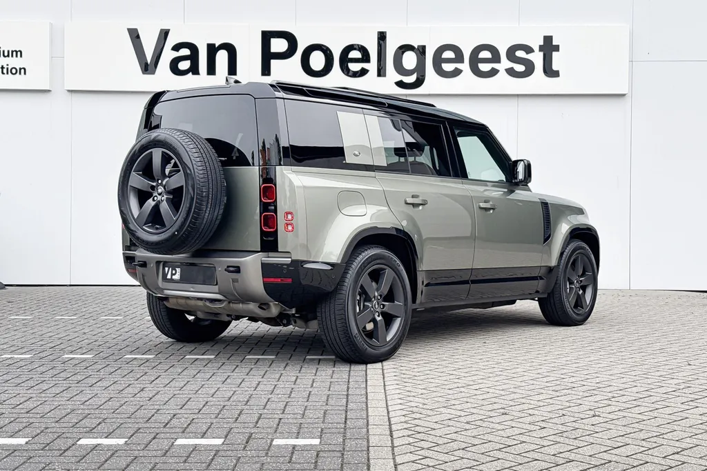 Land Rover Defender 110 2.0 P400e 110 X-Dynamic HSE
