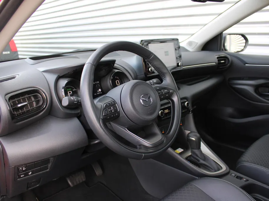 Mazda 2 Hybrid 1.5 Select | Camera | Navi | 16" LM | Panoramadak |