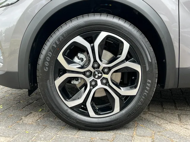Mitsubishi ASX 1.6 HEV First Edition | Navigatie | Camera | ECC | Keyless | ACC | Apple CarPlay | Android Auto