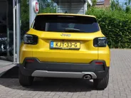 Jeep Avenger 1.2 e-Hybr Summit Great car, small price