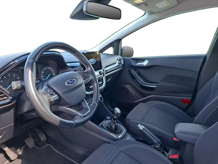 Ford Fiesta 1.0 EcoBoost Hybrid Titanium | Winterpack | Climate Control | Parkeersensoren | 15' Lichtmetaal | DAB+ | Cruisecontrol |