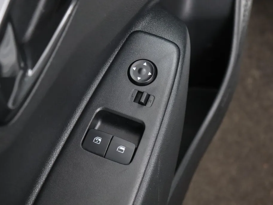 Hyundai i10 1.0 Comfort | Carplay | Airco | Cruise | NU Rijklaarprijs! Incl.12 Maanden, APK, Onderhoudsbeurt etc! Premiumpakket gratis!