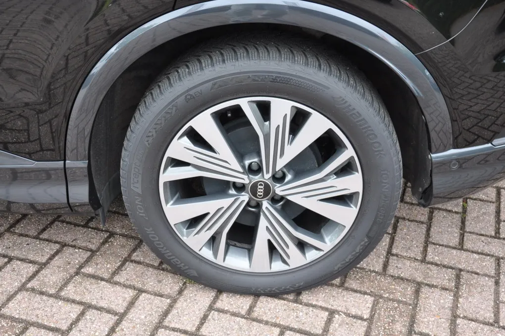 Audi Q4 e-tron 40 L ed AdvPl 77 kWh Climate