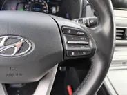 Hyundai Kona EV Premium 64 kWh | Vol opties | Zeer netjes | Leder | HUD |