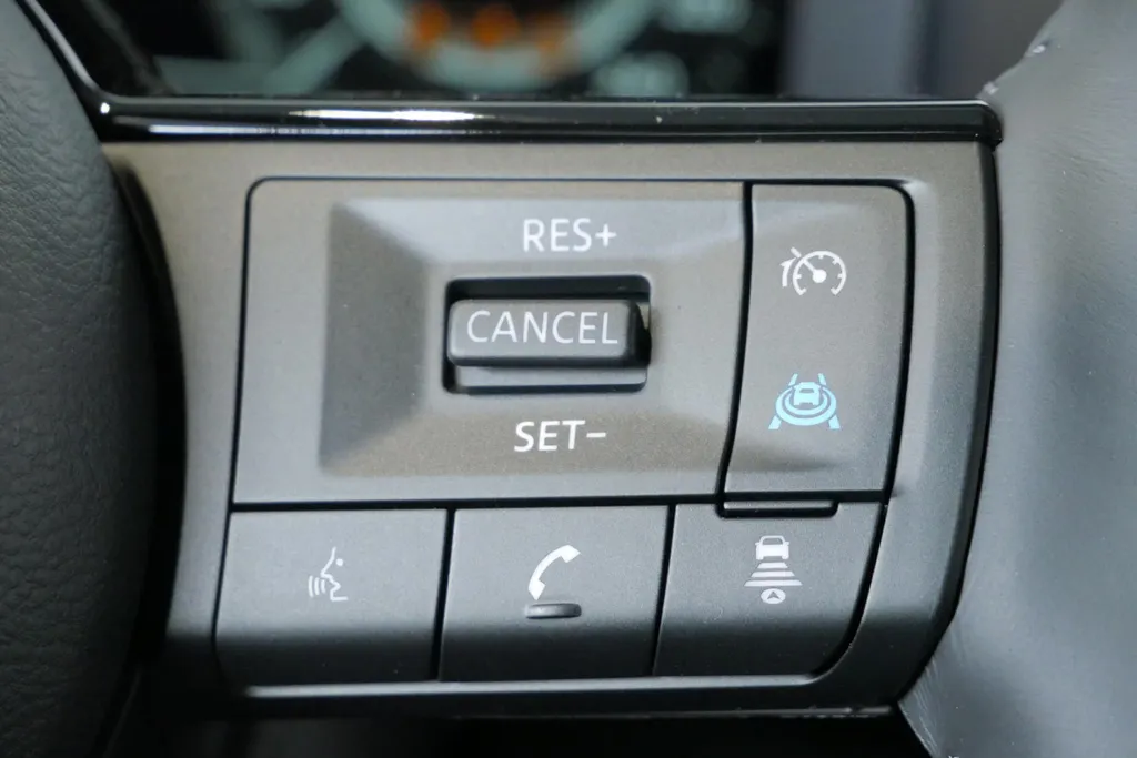 Nissan QASHQAI 1.5 e-Power Tekna |205pk|WLTP 1200km actieradius|Navigatie|Pro-pilot|Camera 360vieuw|parkeersensoren voor en achter|Cold pack|Panoramisch glazendak|Electrisch verstelbare bestuurdersstoel|