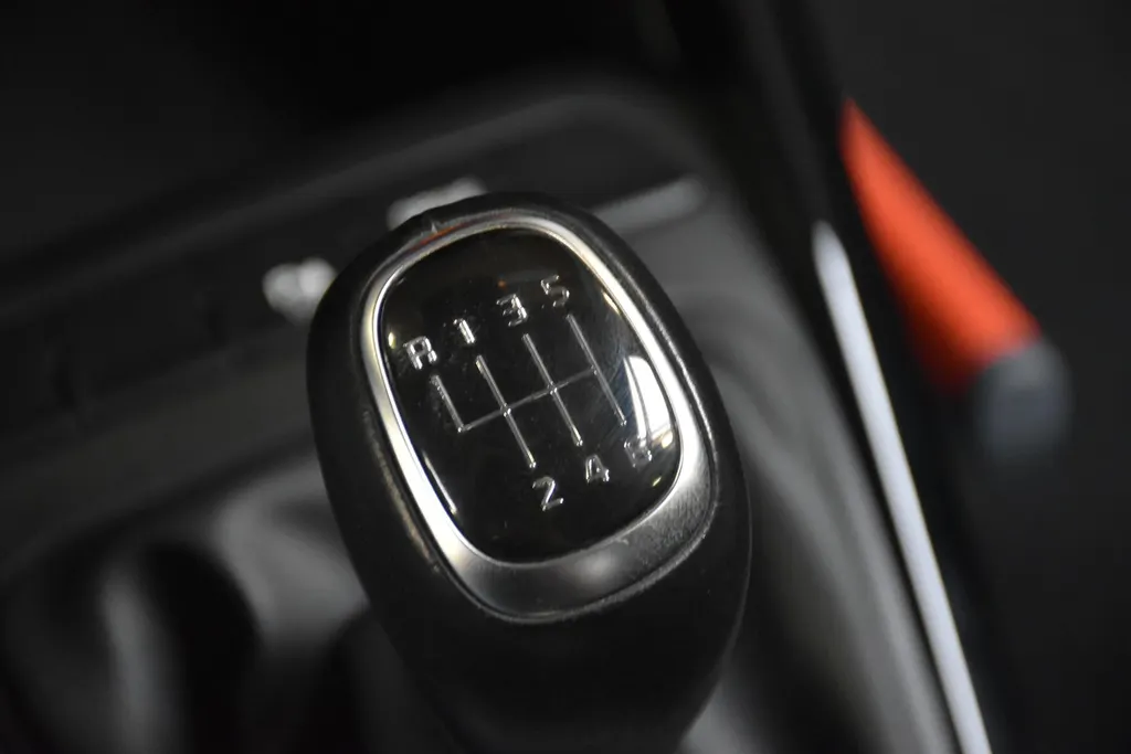 Kia Stonic 1.0 T-GDi 100pk DynamicPlusLine