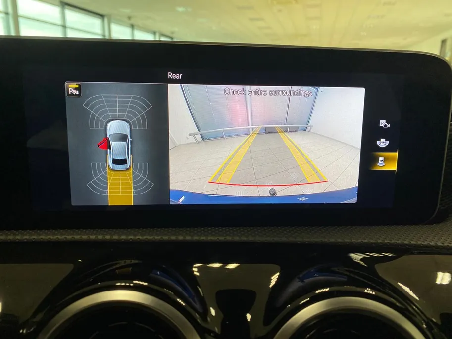 Mercedes-Benz A-Klasse 180 ADVANTAGE | AUTOMAAT | APPLE CARPLAY | NL-AUTO |