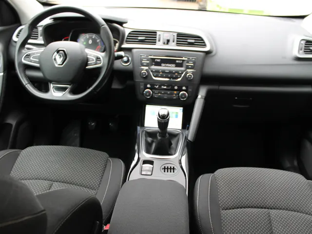 Renault Kadjar 1.2 TCe Zen | climate control | trekhaak | lichtmetalen velgen