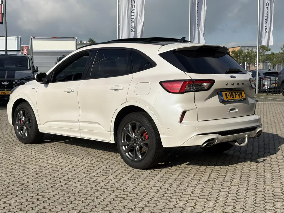 Ford Kuga 1.5 EcoBoost ST-Line X 150PK | PANORAMADAK | TREKHAAK 1800 kg | APPLE CAR PLAY - ANDROID AUTO | ADAPTIEVE CRUISE CONTROL