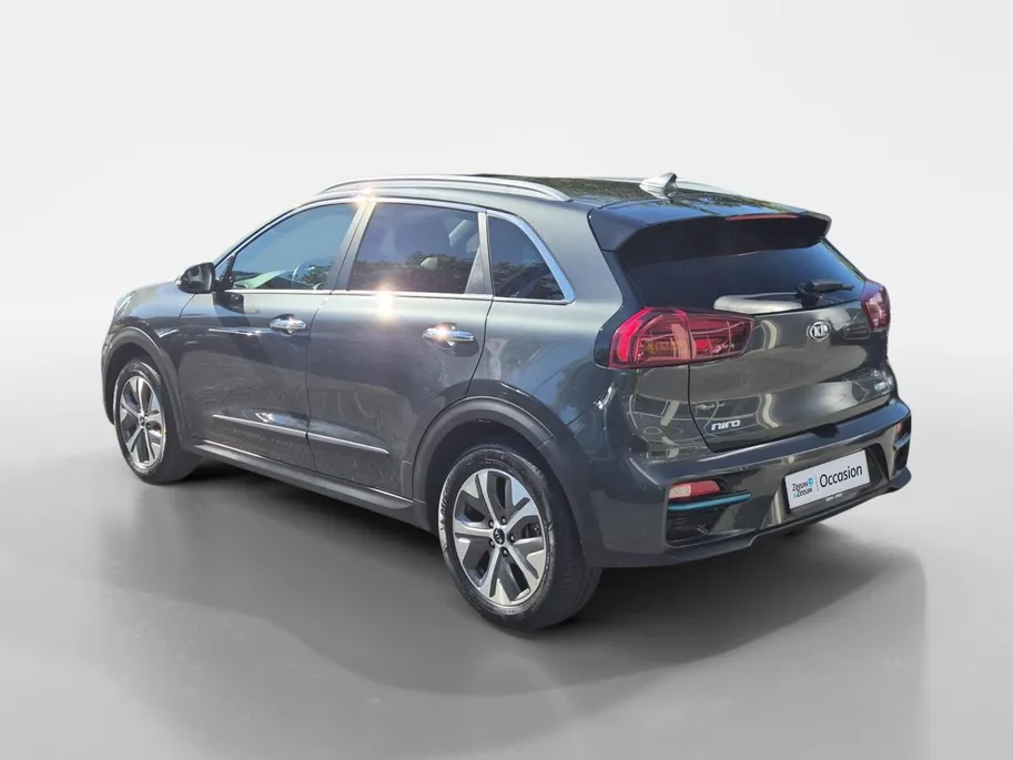 Kia e-Niro DynamicPlusLine 64 kWh | Airco | Navi | Camera | Stoelverwarming | Stuurverwarming | Schuifdak |