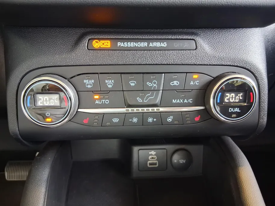 Ford Kuga 2.5 PHEV 225 pk Vignale Driver Assistance Pack - Winter Pack - Technology Pack - 20inch LM velgen - Afneembare trekhaak