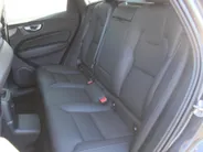 Volvo XC60 2.0 T6 Plug-in hybrid AWD Essential Edition Bright | Leer | Schuifdak | Elek. stoelverstelling | 19' LM | Dodehoek detectie | LED | Zeer nette auto |
