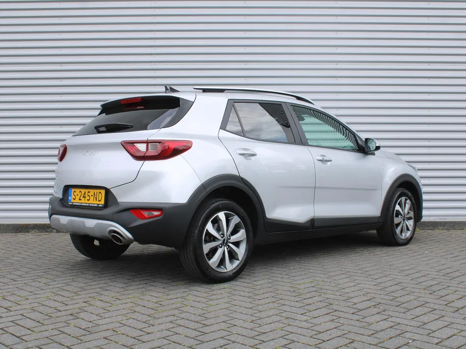 Kia Stonic 1.0 T-GDi MHEV DynamicPlusLine | Camera | Clima | Cruise | 16' LM | LED | Navi | Apple Carplay/Android Auto | Keyless | Automaat |