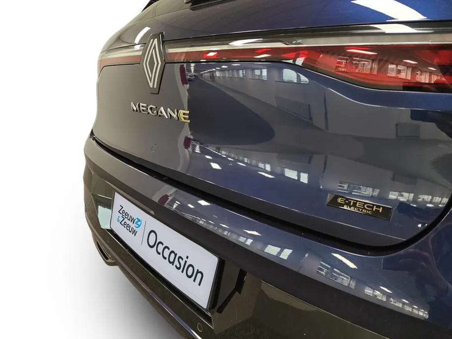Renault Megane E-Tech comfort range Evolution 60 kWh AUTOMAAT NAVI AIRCO CAMERA CRUISE CONTROLE WARMTEPOMP APPLE CARPLAY ANDROID AUTO ZEER MOOIE AUTO