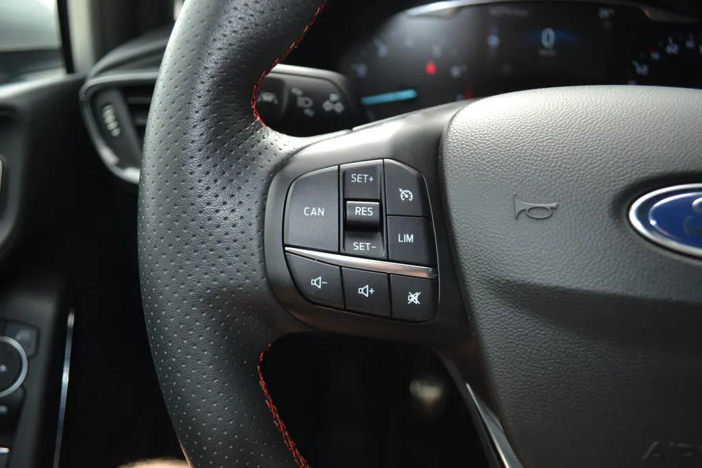 Ford Fiesta 1.0 ECOB. 95PK ST LINE X|NAVI|CARPLAY|MOOI!