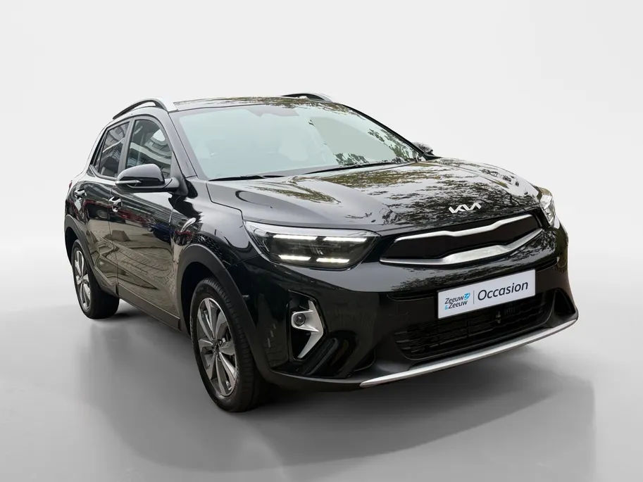 Kia Stonic 1.0 T-GDi MHEV DynamicPlusLine Dealer onderhouden | Automaat | Stuur + stoelverwarming | Climate control | Privacy glass |