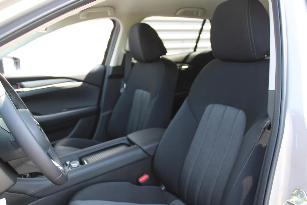 Mazda 6 Sportbreak 2.0 SkyActiv-G 6AT 165PK Centre-Line | BTW Auto | Navi | 17' LM | 360° Camera | Cruise | Head-up display | Automaat |