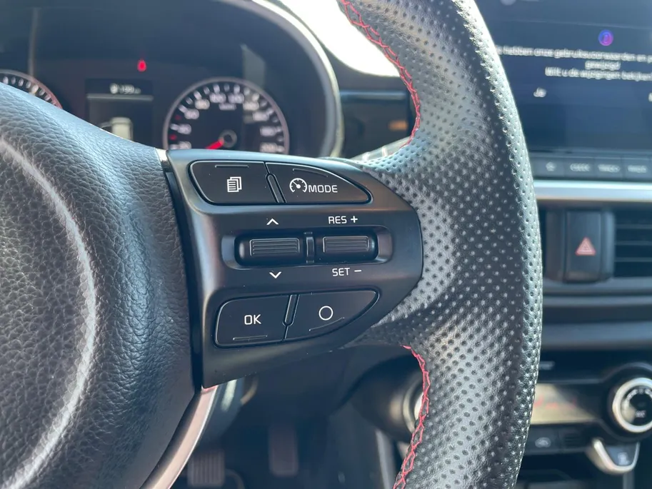 Kia Picanto 1.0 DPi GT-Line | Lichtmetalen velgen| Metalliclak| Parkeer sensoren| Navigatie| Cruise Control| Camera