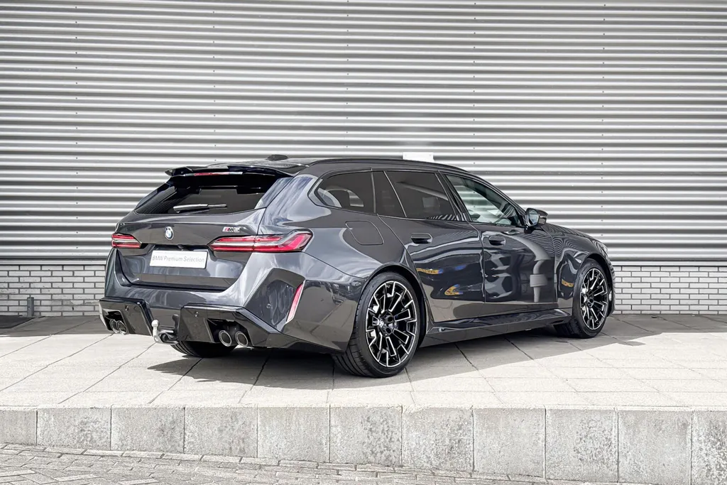 BMW M5 Touring 