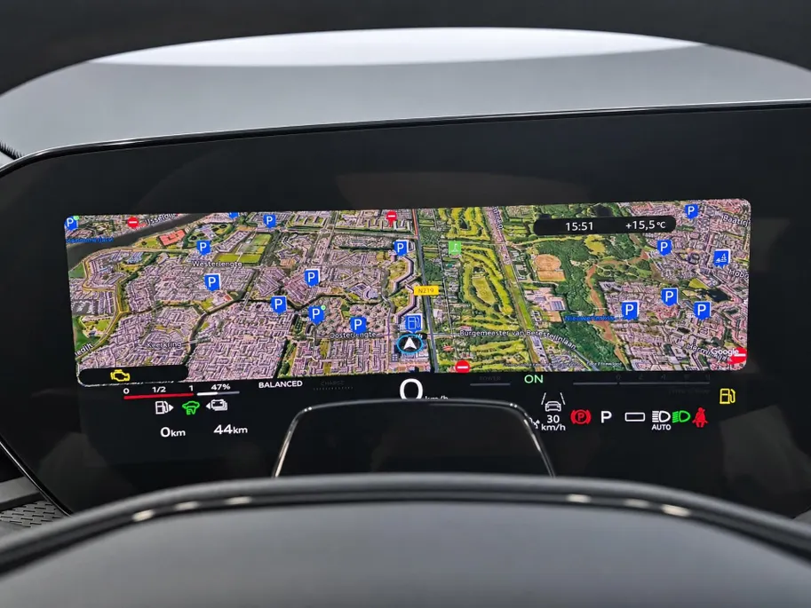 Audi Q5 Sportback e-hybrid quattro S edition Competition 367 PK · Glazen panoramadak · Head-up display · B&O premium 3D