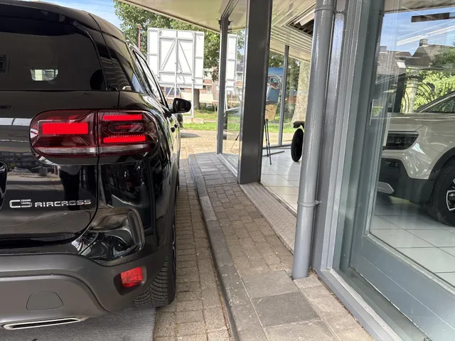 Citroën C5 Aircross 1.2 Hybrid 136 Plus