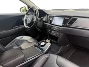 Kia e-Niro ExecutiveLine 64 kWh | Cruise Control | Climate Control | Camera | Navigatie | Stoelverwarming | Stoelventilatie | Stuurverwarming |
