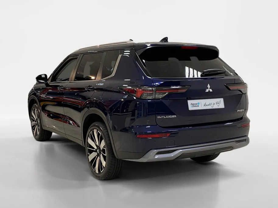 Mitsubishi Outlander 2.4 PHEV | INTENSE +| DIRECT LEVERBAAR | ACTIEPRIJS INCL €5.000,- VOORRAAD KORTING |