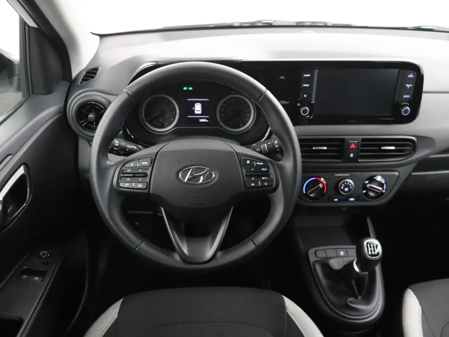 Hyundai i10 1.0 Comfort | Carplay | Airco | Cruise | NU Rijklaarprijs! Incl.12 Maanden, APK, Onderhoudsbeurt etc! Premiumpakket gratis!