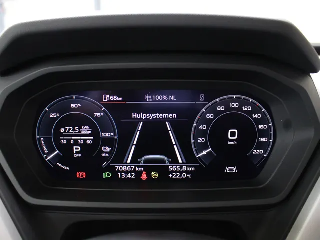 Audi Q4 e-tron 40 Edition 77 kWh Apple Carplay | Android auto | Cruise control | Parkeersensoren | 95% SoH