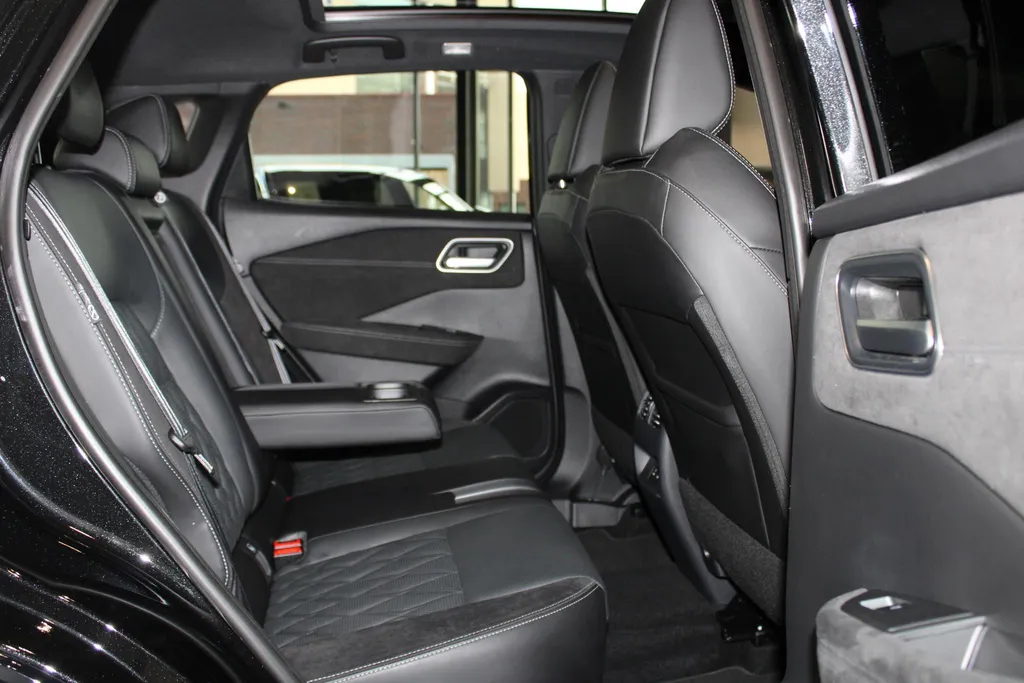 Nissan QASHQAI 1.3 MHEV Xtronic Tekna Plus | Nappa lederen bekleding | 1800kg trekgewicht | Cold pakket | 20inch wielen | Stoelgeheugen | Apple carplay & Android auto| Pro-pilot | Navigatie | Head-up display |