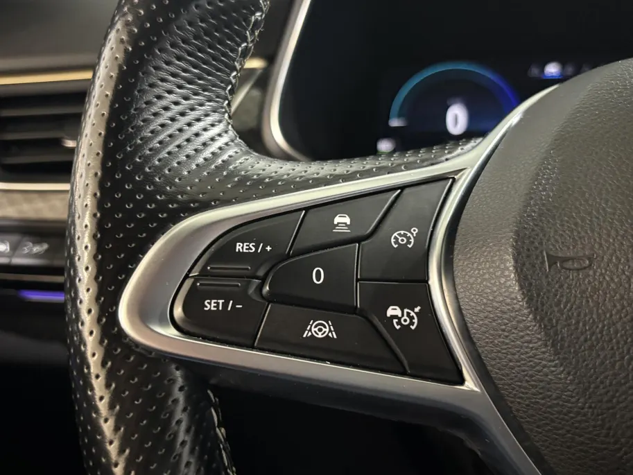 Renault Arkana 145PK E-Tech Hybrid E-Tech Engineered Automaat | 9,3' Navi | Digital Cockpit | Apple CarPlay/Android Auto | Climate Control | Adaptive Cruise Control | Full LED | Leder | Stoelverwarming |