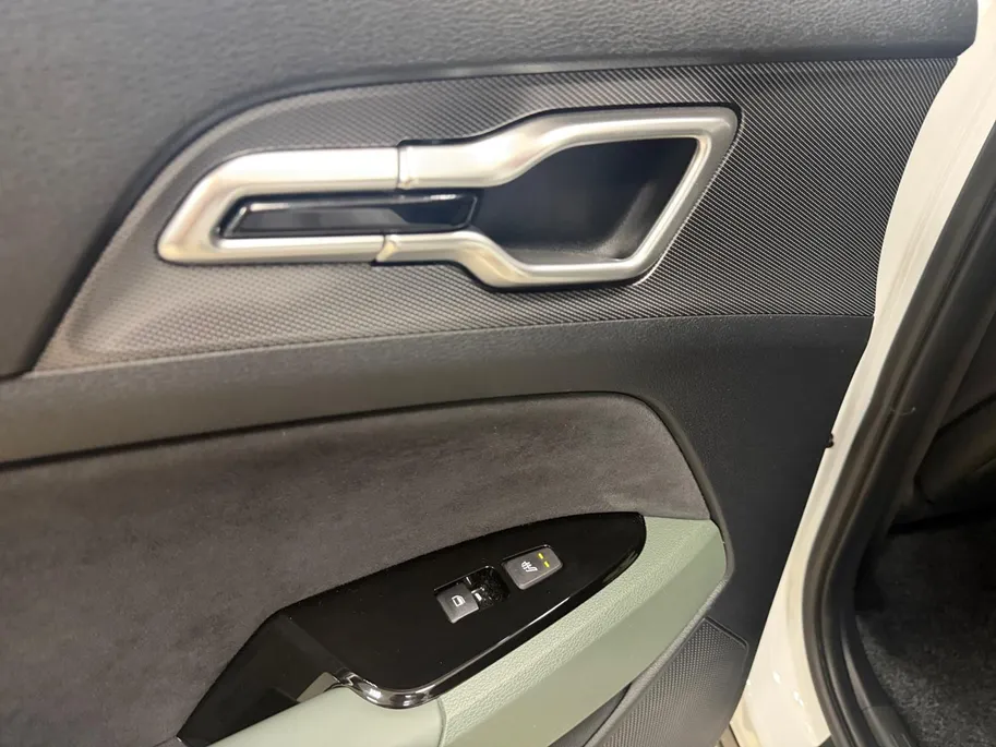 Kia Sportage 1.6 HYBRID | DARK EDITION | TREKHAAK | NL-AUTO |
